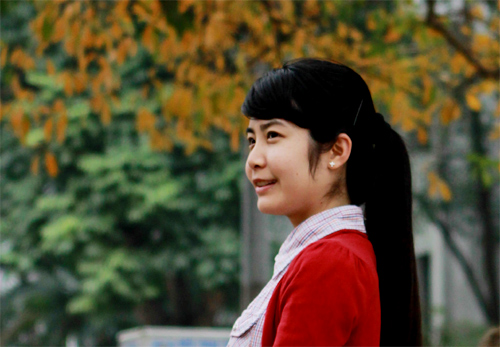 Cảnh đẹp Hồ Gươm: Lộc vừng thay l&aacute;